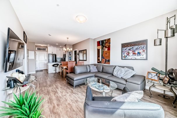 Downtown Views | Sleek 2 Bed Condo With Rooftop Perks In Pembina - Photo 1