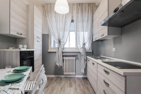 Via Federico Engels, Milan, Lombardy 20153 - Photo 4