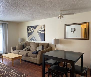 Green Glen B – 1 Bedroom Furnished - Photo 2