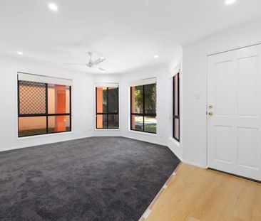 QUAILITY 5 BEDROOM + 1 Study EXECUTIVE HOME--DAW ROAD RUNCORN $985 ... - Photo 1