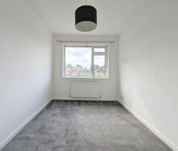 To Let – Warren Court, Westcliffe Road, Birkdale – Two Bedroom Seco... - Photo 1