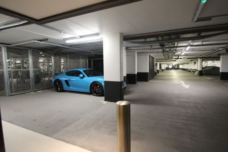 Quayside House, Kew Bridge Road, Brentford, London, TW8 - Photo 2