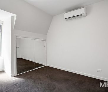 9 Bickford Lane, North Melbourne - Photo 3