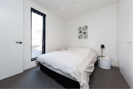 Unit 1006/518 Swanston Street, Carlton. - Photo 2