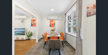 Perfect Three-Bedroom Family Duplex - Photo 4