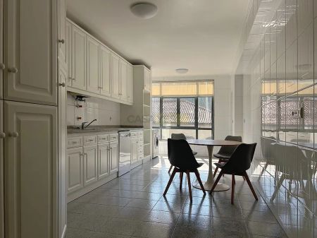Apartment T3 in Braga (São José de São Lázaro e São João do Souto), Braga - Photo 4