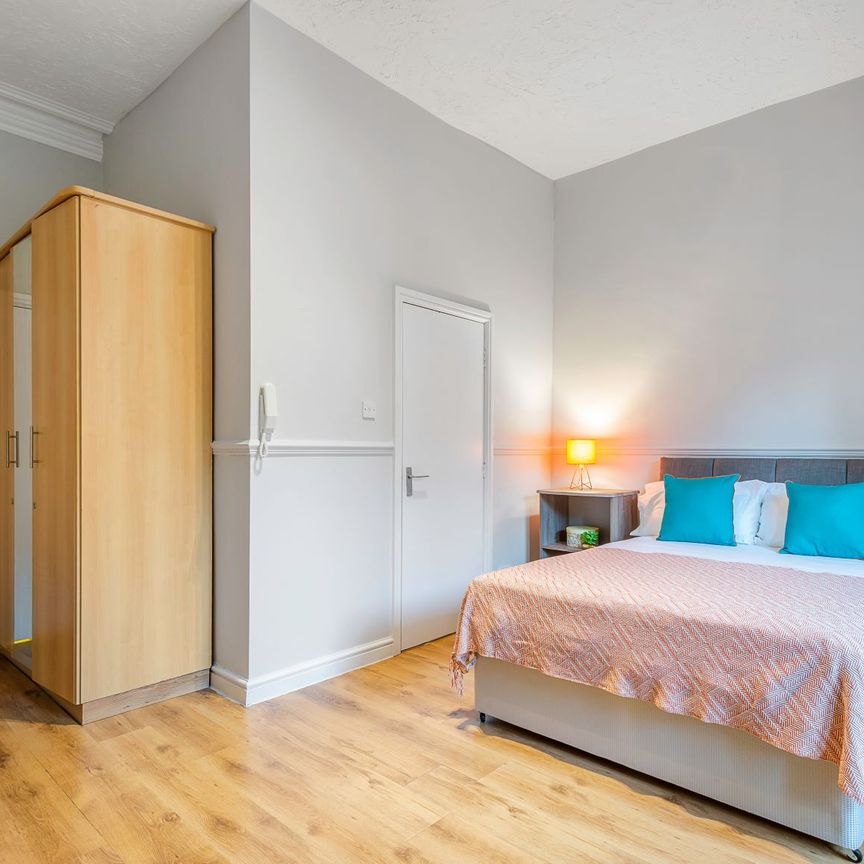 257 HYDE PARK ROAD Leeds - LS6 1AG - Photo 1
