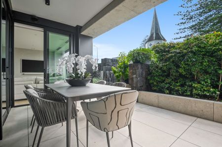 One Saint Stephens - Photo 4