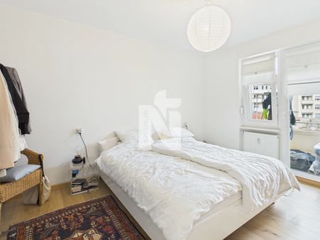 Praktische 2.5-Zimmer-Wohnung mit Balkon, Lift, Waschturm und idealer Anbindung - Foto 4