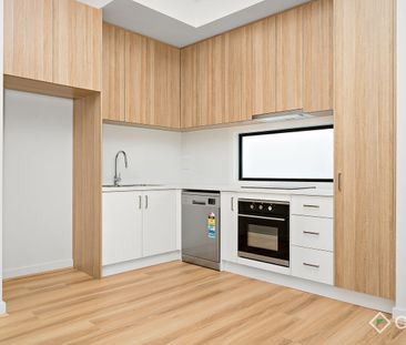 Brand New Luxury Living in the Heart of Yarraville. - Photo 4