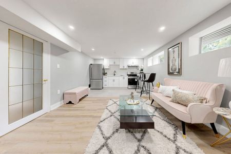 For Lease - 49 BAYVIEW Parkway Unit# Basement, Newmarket, Ontario - Photo 5