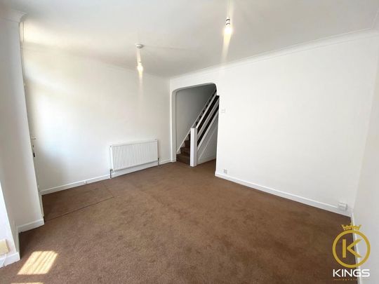 3 bedroom terraced house to rent - Photo 1