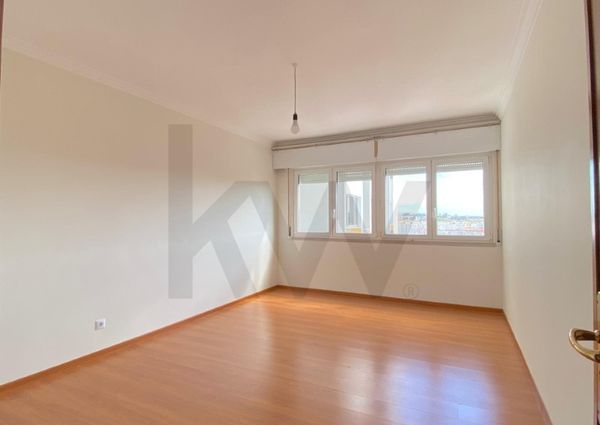 Apartamento T3 em Lisboa