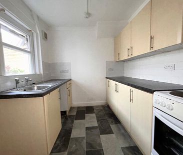 Mafeking Street, Deckham, Gateshead, Tyne and Wear, NE9 5LH - Photo 5