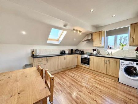 Towngate, Mapplewell, Barnsley, S75 - Photo 2