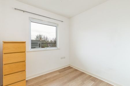 Mill Pond Close, Nine Elms, SW8 - Photo 3