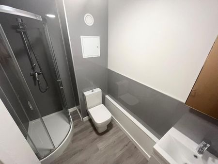 2 bedroom flat to rent - Photo 5