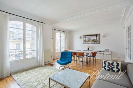 Appartement à louer à Paris 1Er - Photo 2