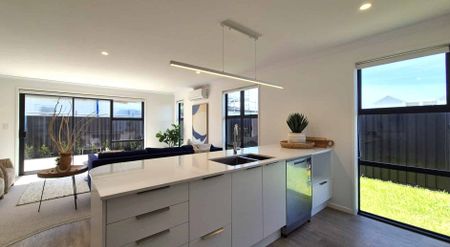 Beautiful townhouse in Atutahi Lane, Papamoa - Photo 2