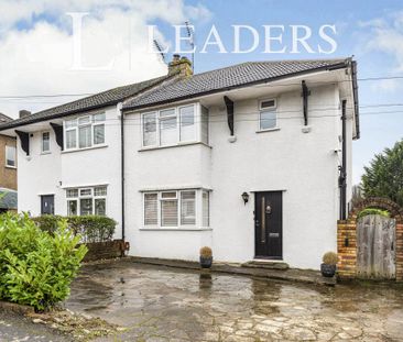 3 bedroom house to rent Shelvers Spur, KT20 - Photo 6