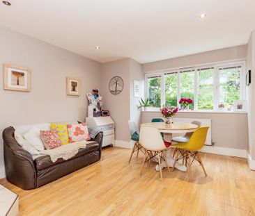 2 bedroom end of terrace house to rent - Photo 2