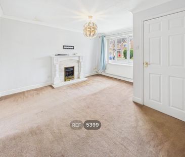 3 bedroom semi-detached house to rent - Photo 2