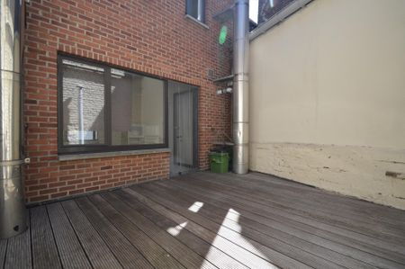 Verzorgd en betaalbaar duplexappartement met terras in het centrum van Bilzen - Foto 5