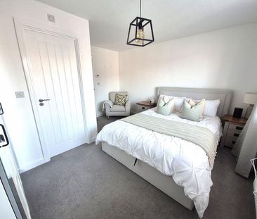 2 bedroom semi-detached house to rent - Photo 6