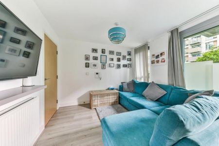 1 Bed Flat, Heron Place, E16 - Photo 4