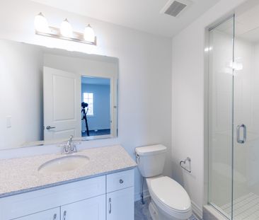 For Lease - 3028 Merrick Road, Oakville, Ontario - Photo 1