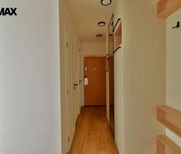 Pronájem moderně zrekonstruovaného bytu 2,5+1 s balkonem - Photo 6