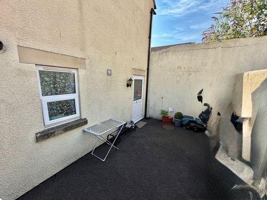 Portman Street, Taunton - Photo 1
