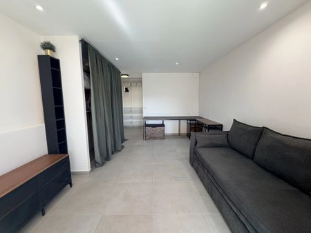 Location Appartement 1 pièce 29m² LA CIOTAT 13600 - Photo 3