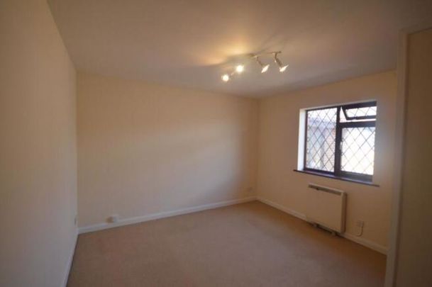 Headley Road, Grayshott, Hindhead - Photo 1