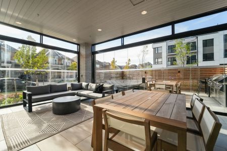 For Lease - 3250 Carding Mill Trail Unit# 320, Oakville, Ontario - Photo 5