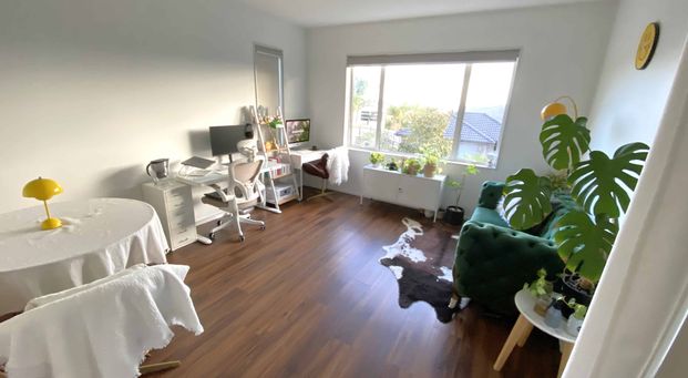 5 Bedrooms, Bayview - Photo 1