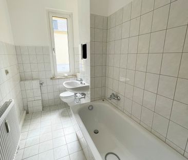 Schicke 2-Raum-Wohnung nahe Berufsakademie in Breitenbrunn - Einbau... - Photo 4