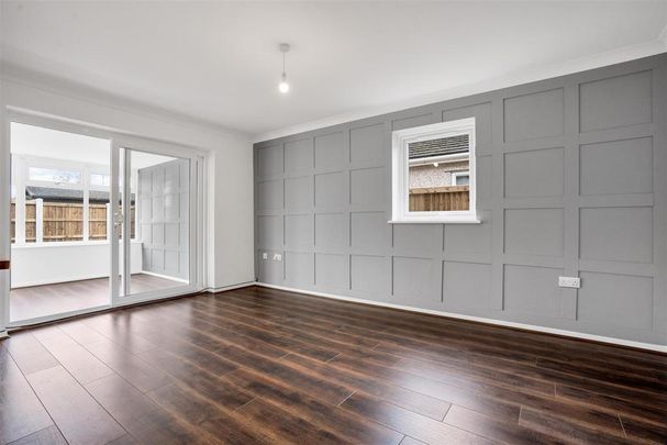 2 bedroom bungalow to rent - Photo 1