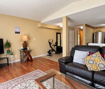 For Lease - 208 Activa Avenue, Kitchener, Ontario - Photo 6