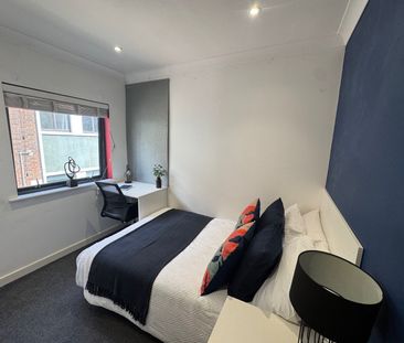 4 bedroom apartment to rent - Photo 4