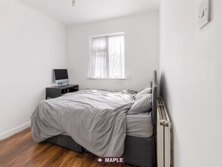 2 bedroom maisonette to rent - Photo 2