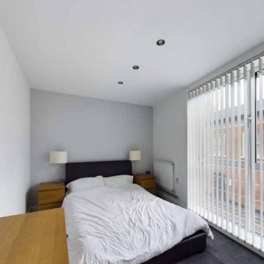 Room in a Shared Flat, Heritage Court, B18 - Photo 1