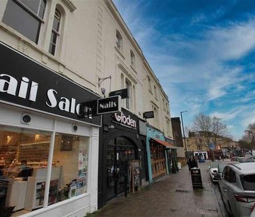 Second Floor Flat, Whiteladies Road, Clifton, Bristol, BS8 - Photo 2