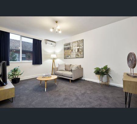 14/180 Barkly Street, St Kilda, Vic 3182 - Photo 2