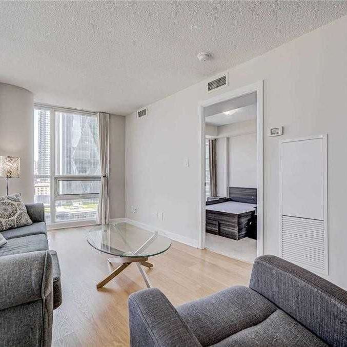 For Lease - 33 Bay Street Unit# 1403, Toronto, Ontario - Photo 1