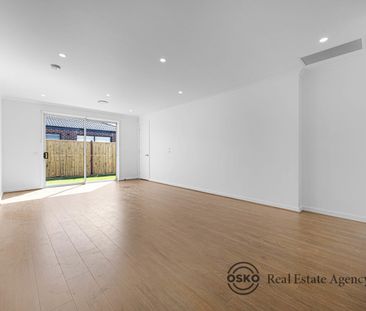 Stylish & Contemporary Family Living in Deanside - Photo 2