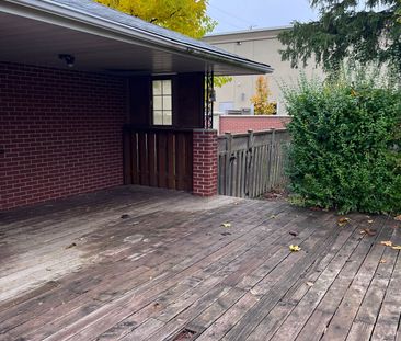 For Lease - 3407 Countryside Drive Unit# Main, Brampton, Ontario - Photo 3