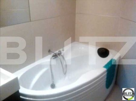 2 camere de inchiriat, decomandat, 53 mp utili, zona C. Turzii, mobilat modern - Photo 5