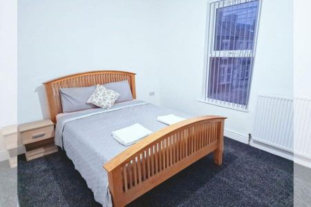 4 bedroom house to rent - Photo 3