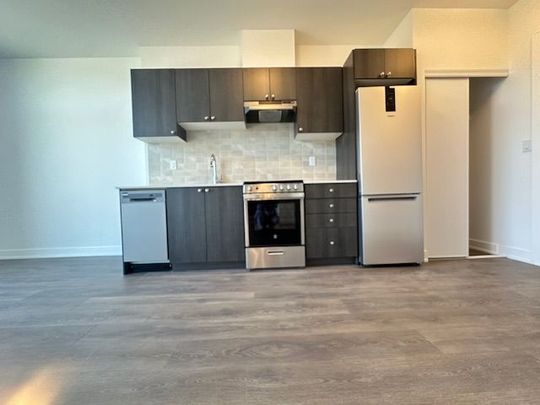 For Lease - 715 Davis Drive Unit# 303B, Newmarket, Ontario - Photo 1